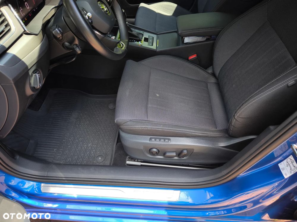 Skoda Superb 2.0 TDI SCR Style DSG - 13