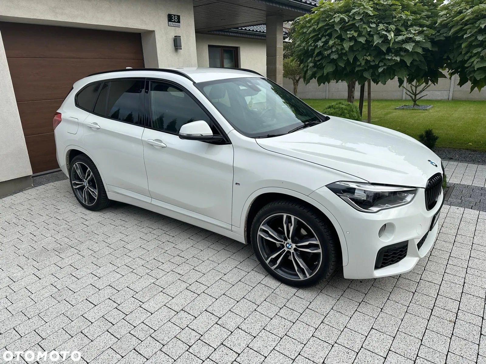 BMW X1 - 6