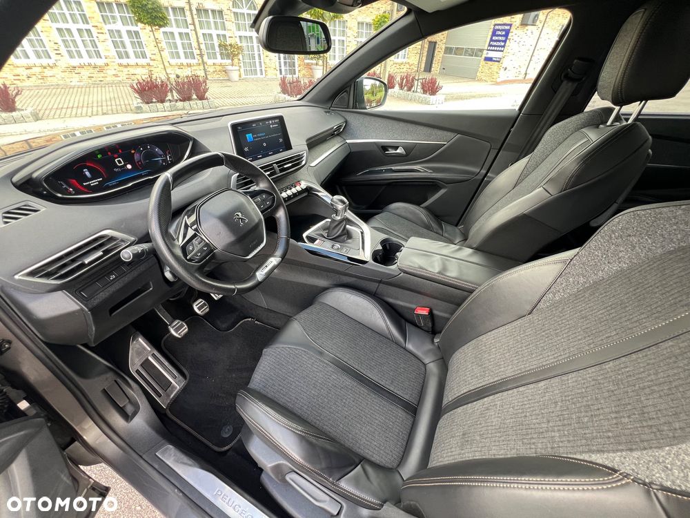 Peugeot 5008 BlueHDI 130 Active Business-Paket - 18
