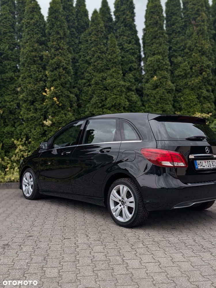 Mercedes-Benz Klasa B 180 Edition - 7