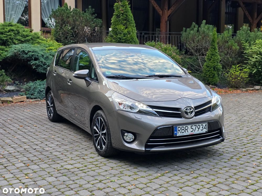 Toyota Verso 1.8 5-Sitzer Edition S+ - 35