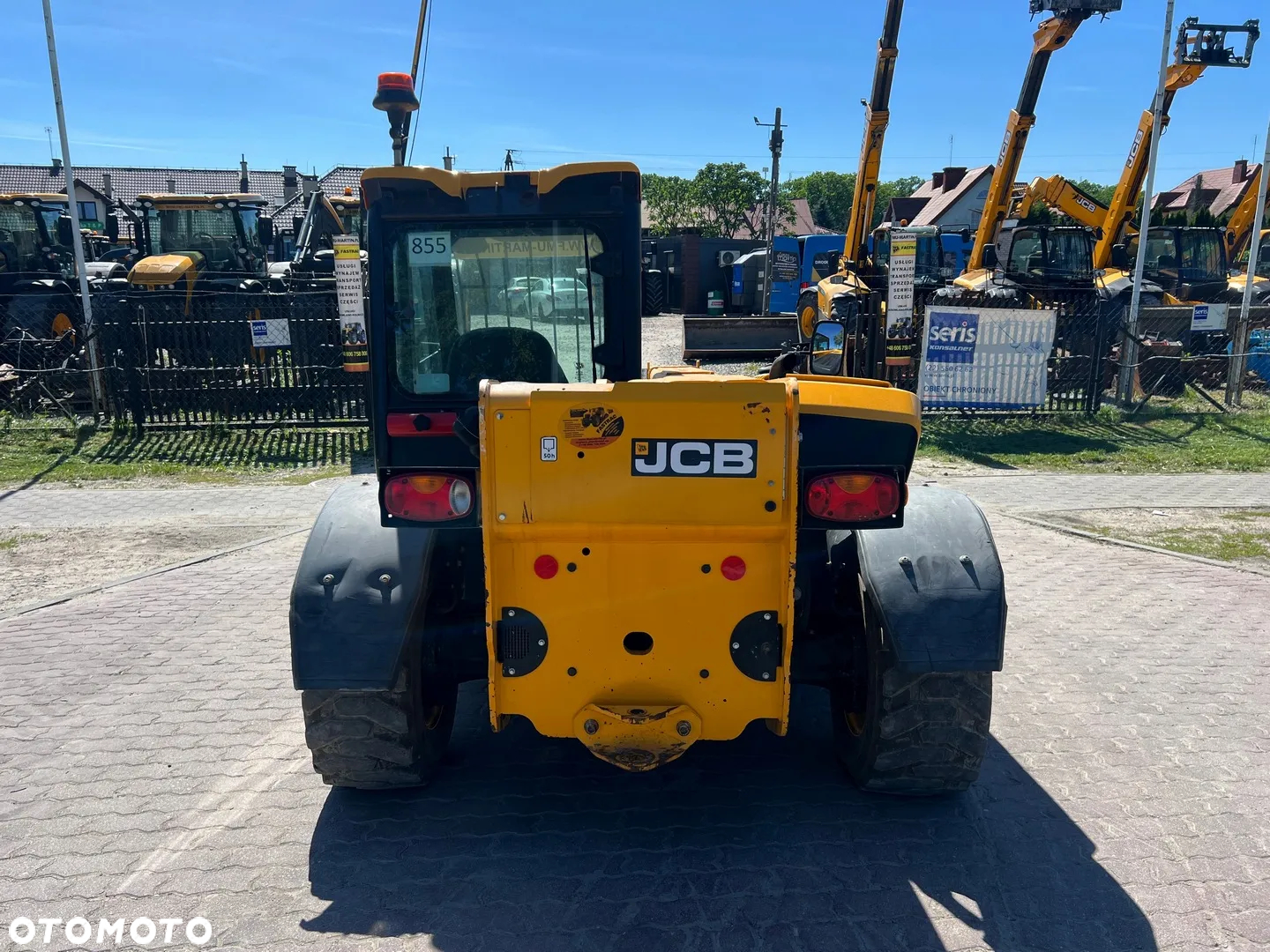 JCB 525-60 Hi-Viz - 9