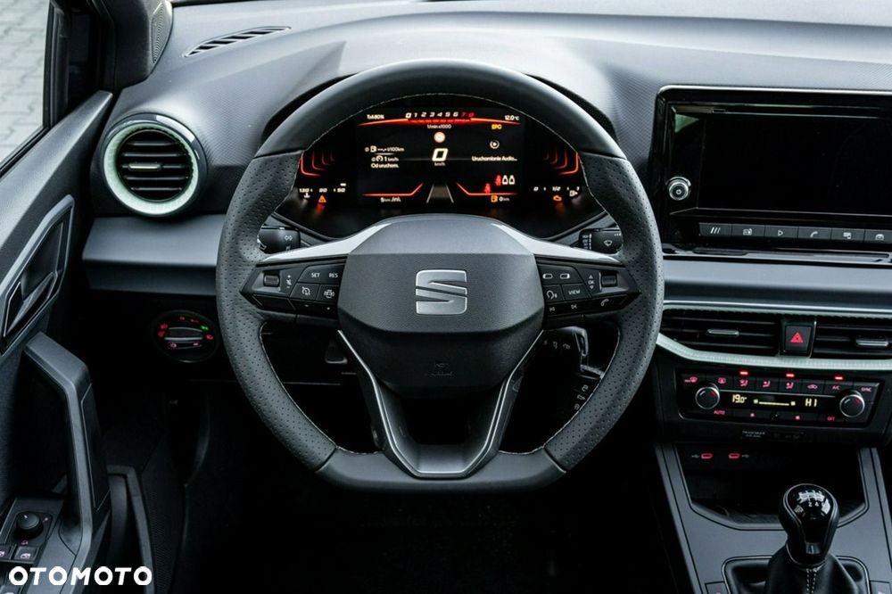 Seat Arona - 18