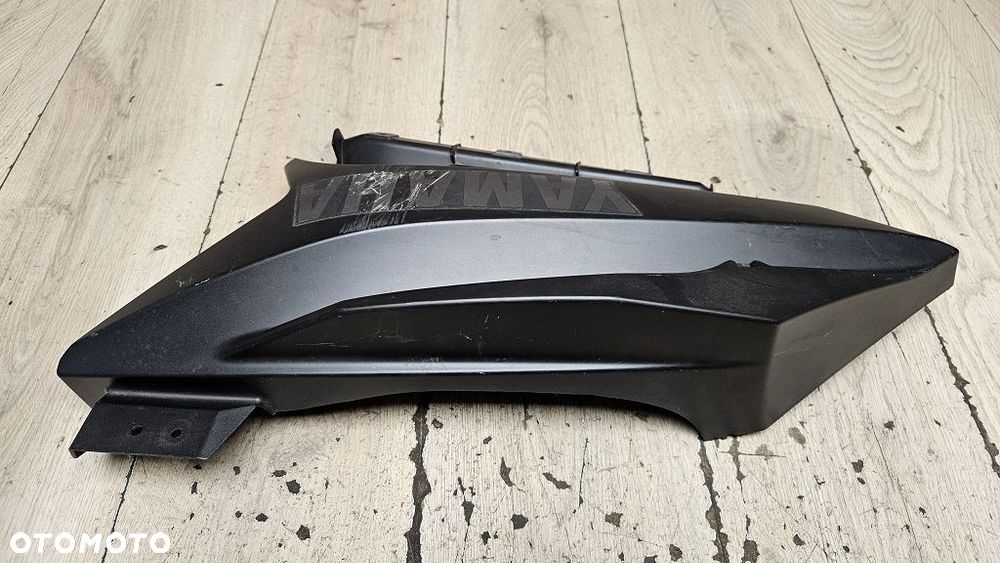 Pług owiewka Yamaha YZF-R 125 MT125  5D7-F835J - 4
