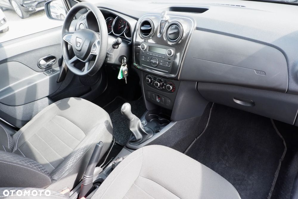 Dacia Sandero - 4