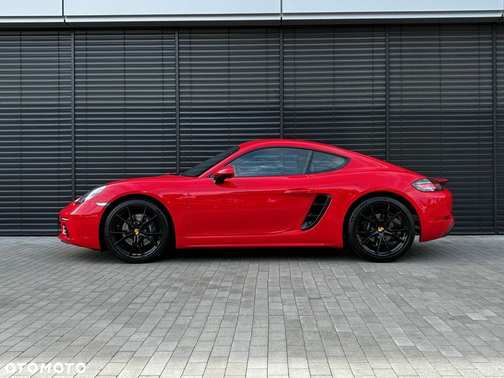 Porsche 718 Cayman - 3