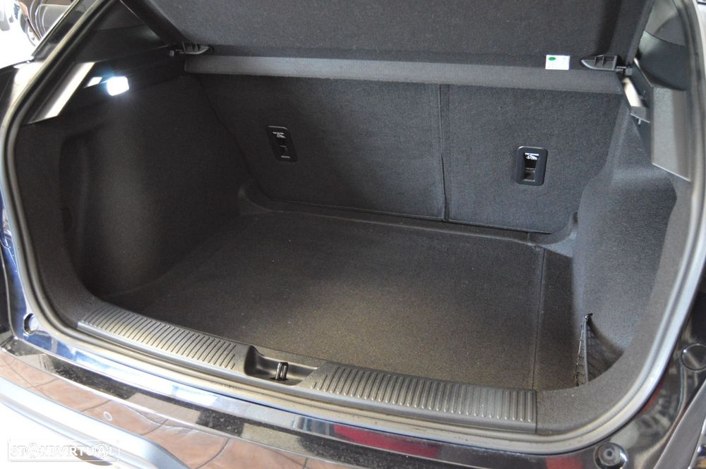 MG MG4 51 kWh Standard - 27