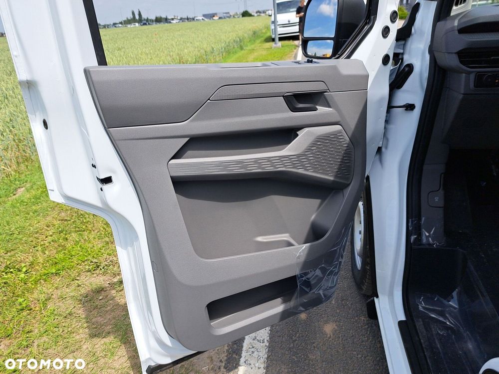 Volkswagen Transporter Furgon L2, 2,0 TDI 150 KM, 8-bieg. automatyczna - 11