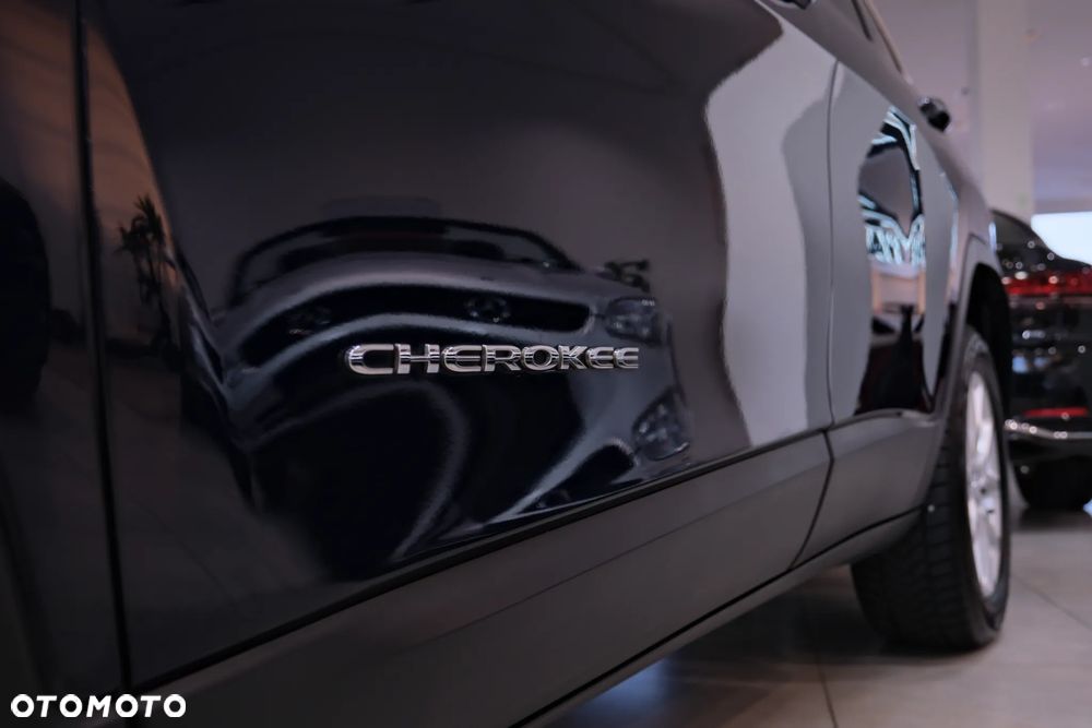 Jeep Cherokee 2.0 MJD Active Drive I Limited - 24