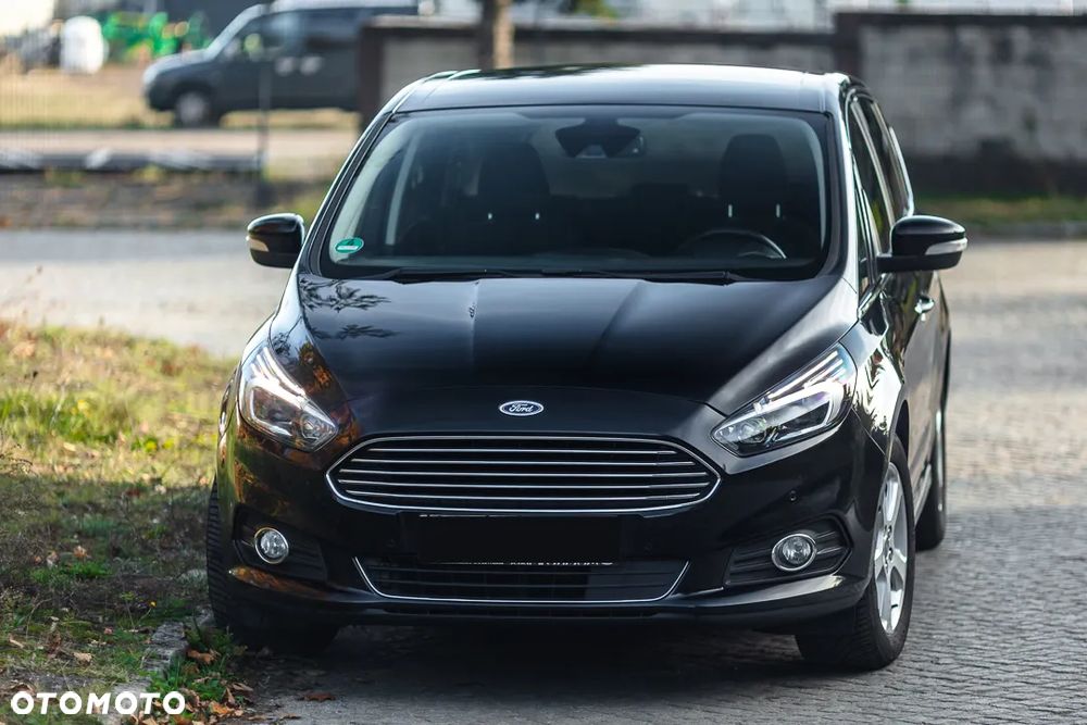 Ford S-Max 2.0 TDCi Titanium PowerShift - 7
