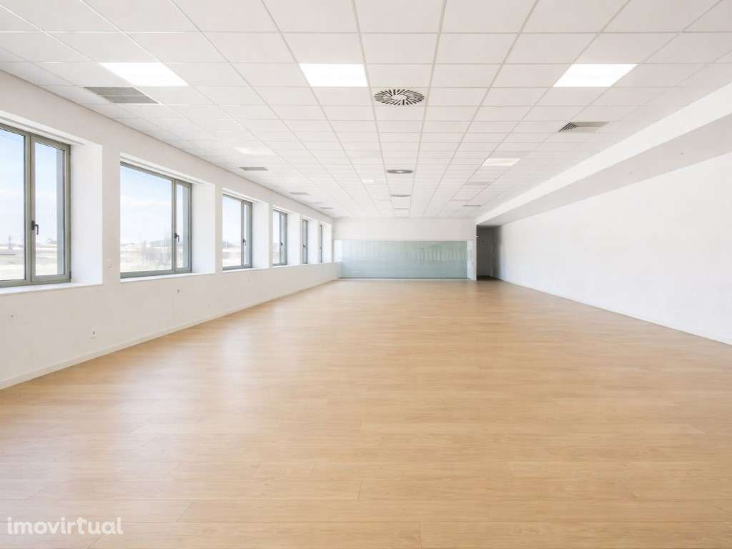 Escritórios na Zona Industrial da Maia - Grande imagem: 2/6