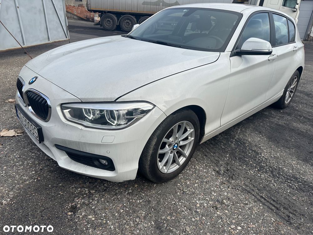 BMW Seria 1 118i - 1
