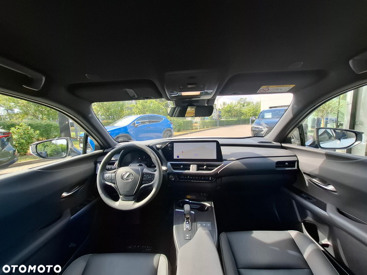 Lexus UX - 29