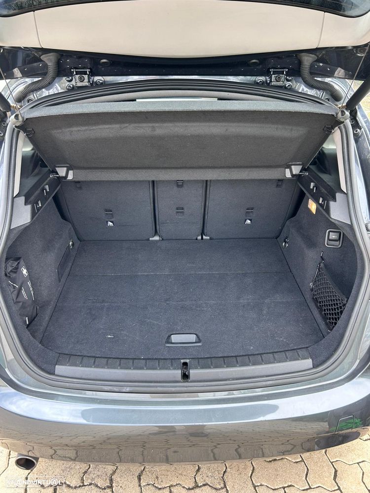 BMW 216 Active Tourer - 8