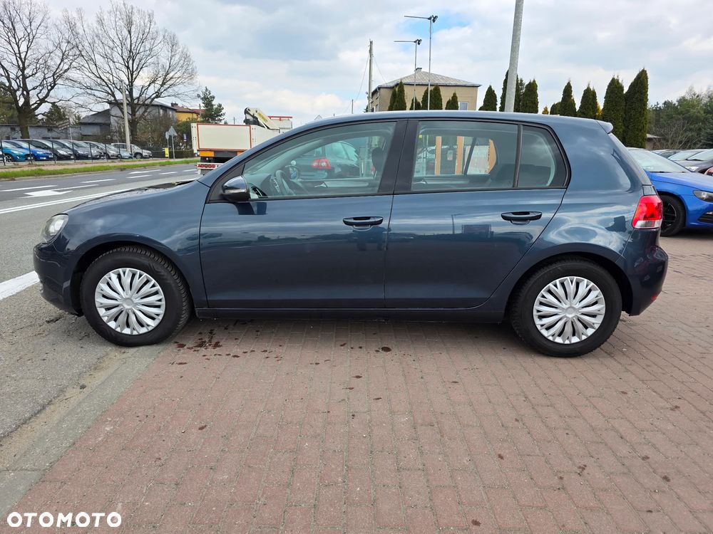 Volkswagen Golf 1.6 TDI DPF Comfortline - 16