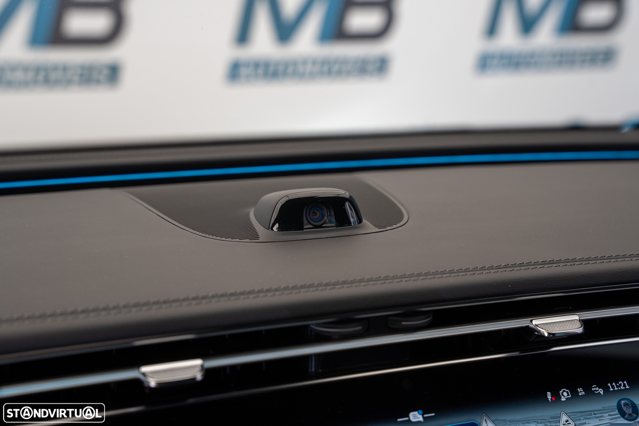 Mercedes-Benz E 300 de AMG Line - 25