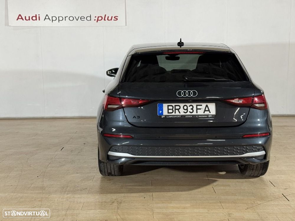 Audi A3 Sportback 30 TFSI Advanced S tronic - 4