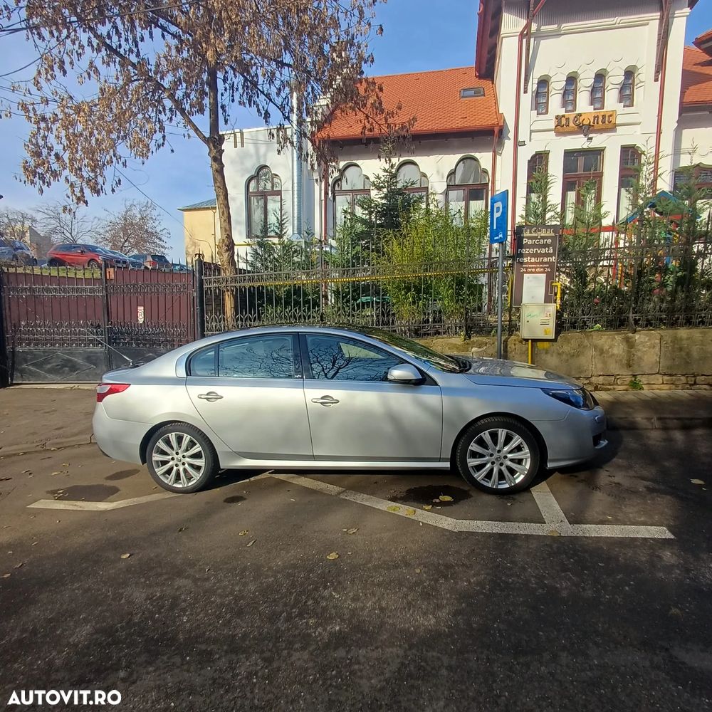 Renault Latitude - 9