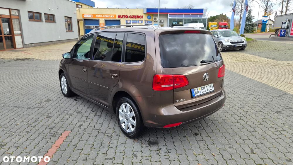 Volkswagen Touran - 6