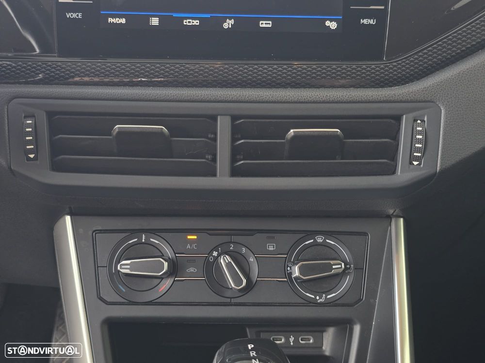 VW Polo 1.0 TSI Urban DSG - 15