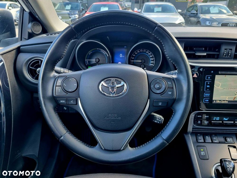 Toyota Auris Hybrid 135 Premium - 15