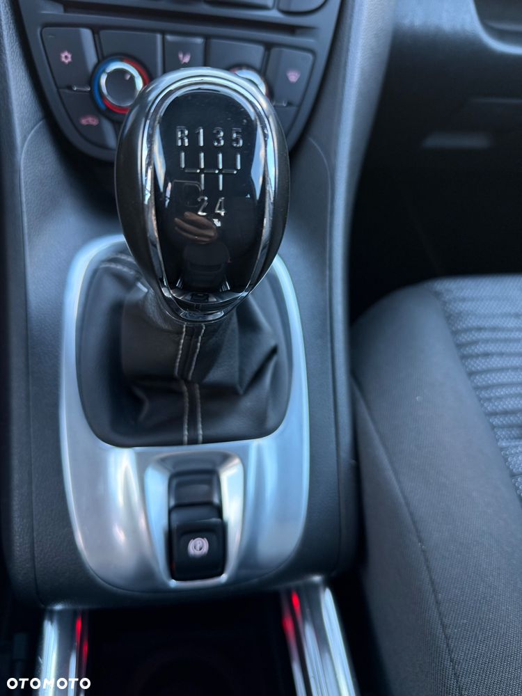 Opel Meriva - 23
