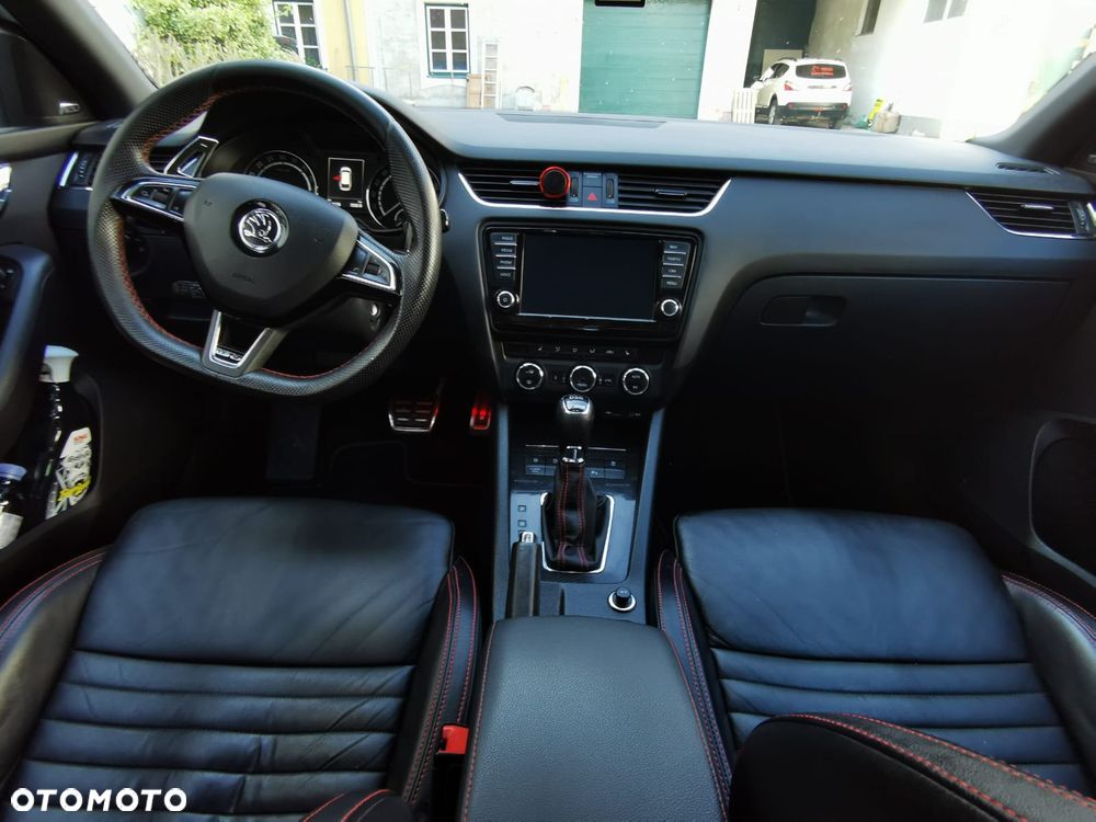 Skoda Octavia 2.0 TDI 4x4 RS Challenge DSG - 6