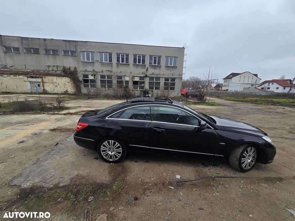 Mercedes-Benz E 250 CGI Coupe BlueEFFICIENCY Automatik Avantgarde - 4