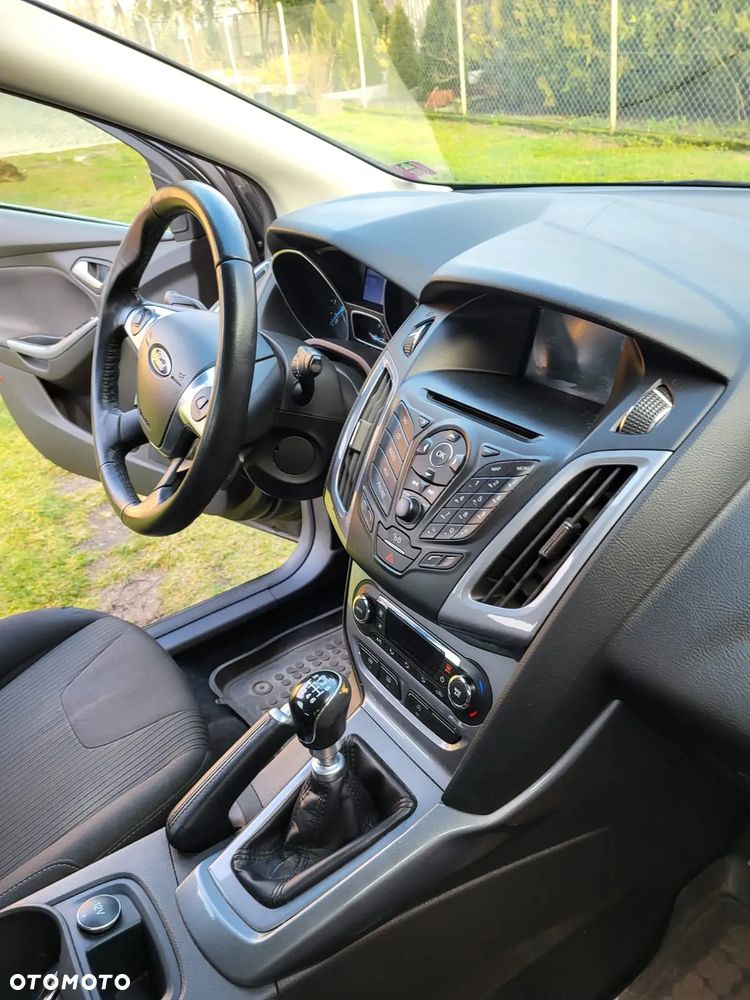 Ford Focus 1.6 TDCi DPF Start-Stopp-System Titanium - 8