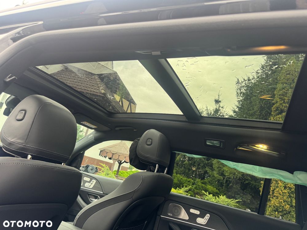 Mercedes-Benz GLS - 18