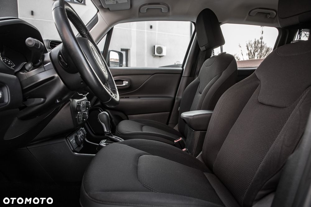 Jeep Renegade - 24