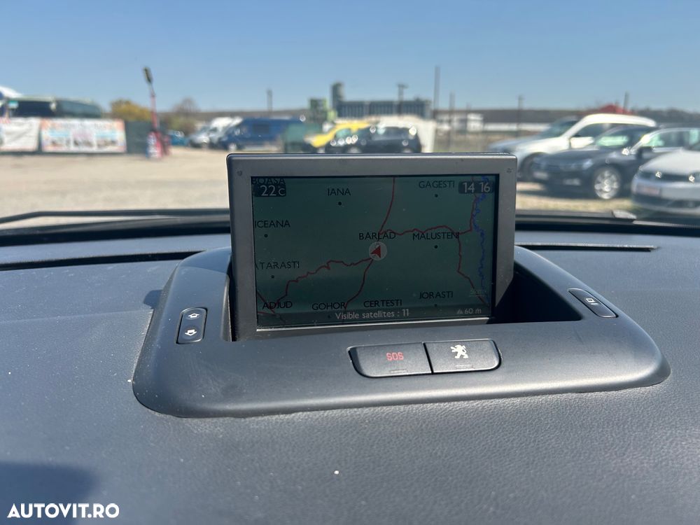 Peugeot 3008 HDi 160 Automatik Active - 7