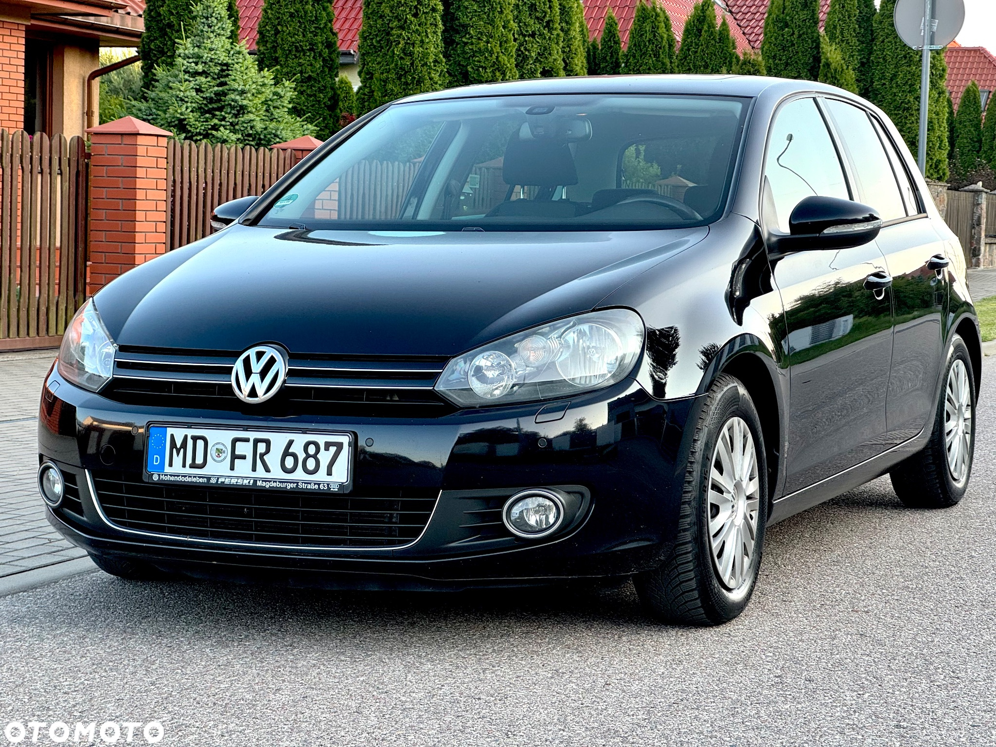 Volkswagen Golf VI 2.0 TDI Comfortline DSG - 2