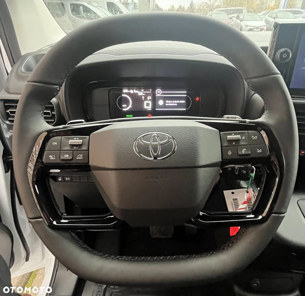 Toyota Proace City - 25