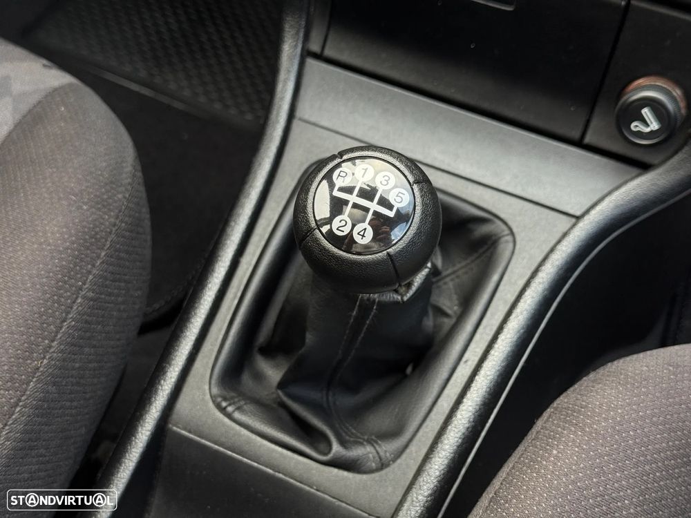 Opel Astra 1.2 Club - 20