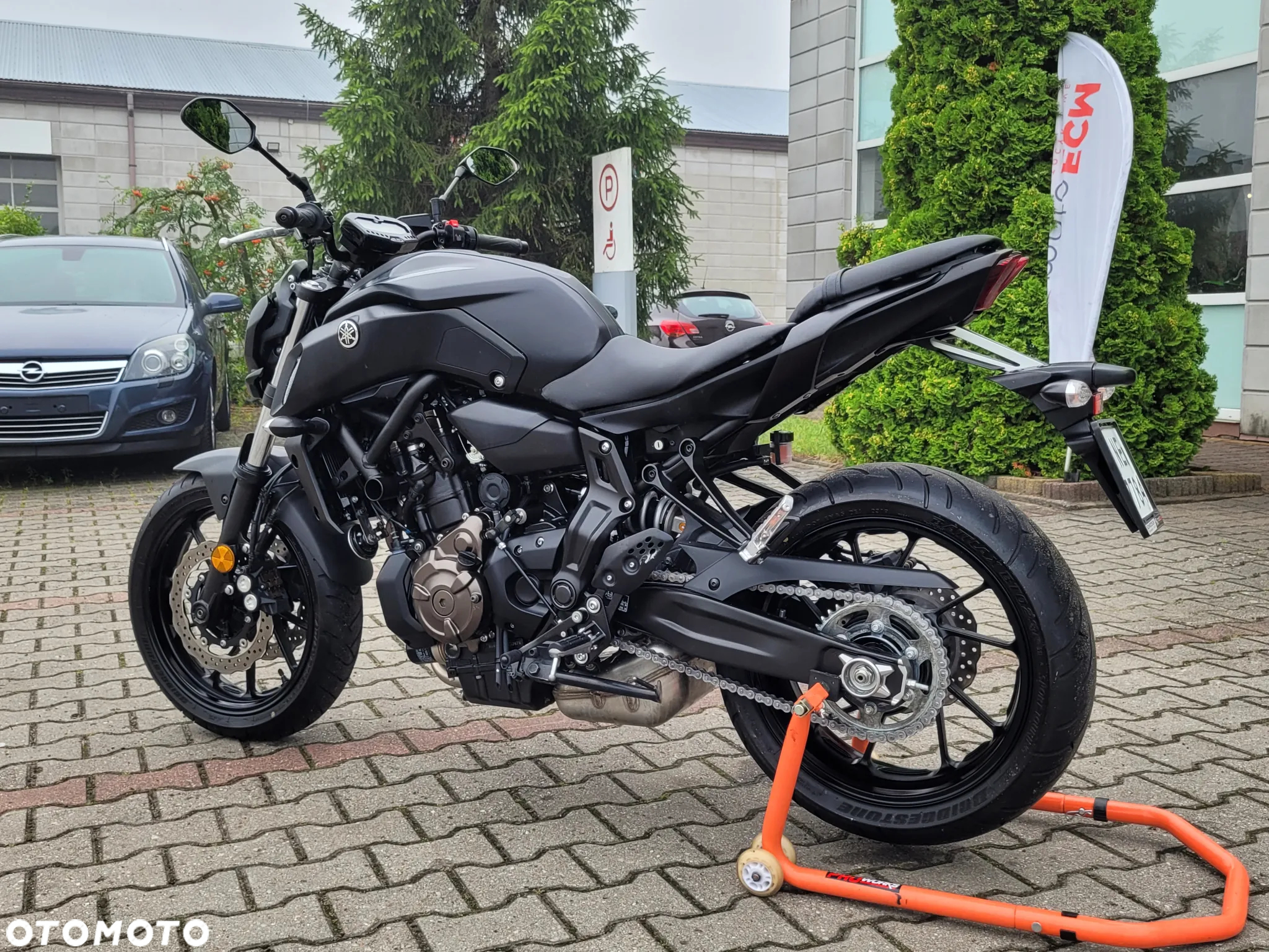 Yamaha MT - 14
