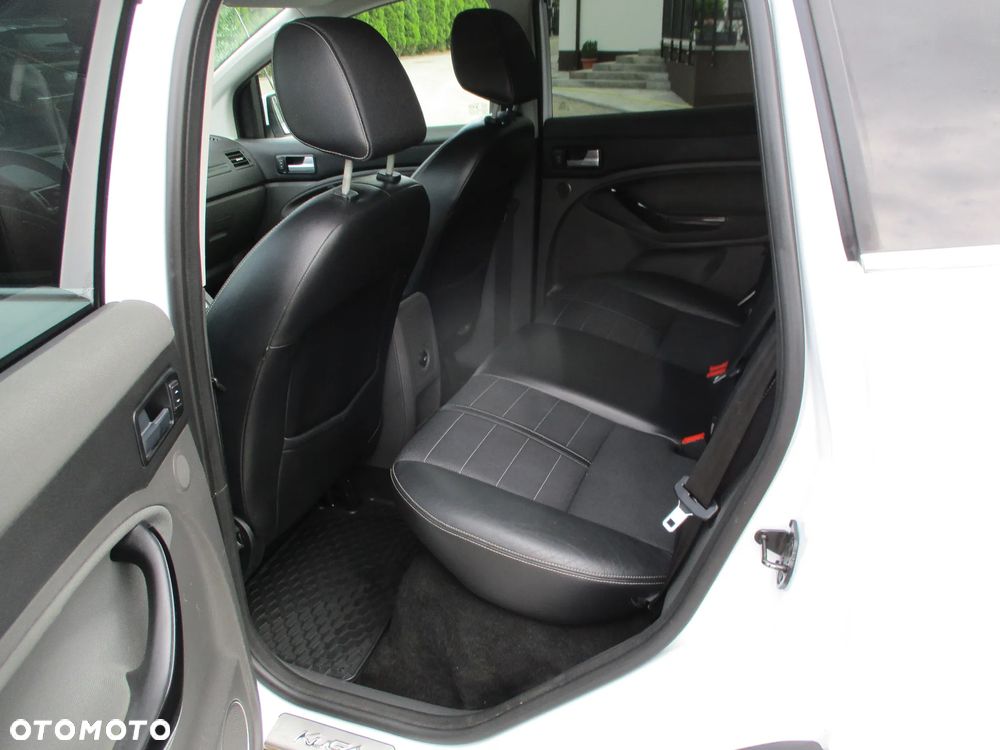 Ford Kuga 2.0 TDCi 4WD Trend - 17