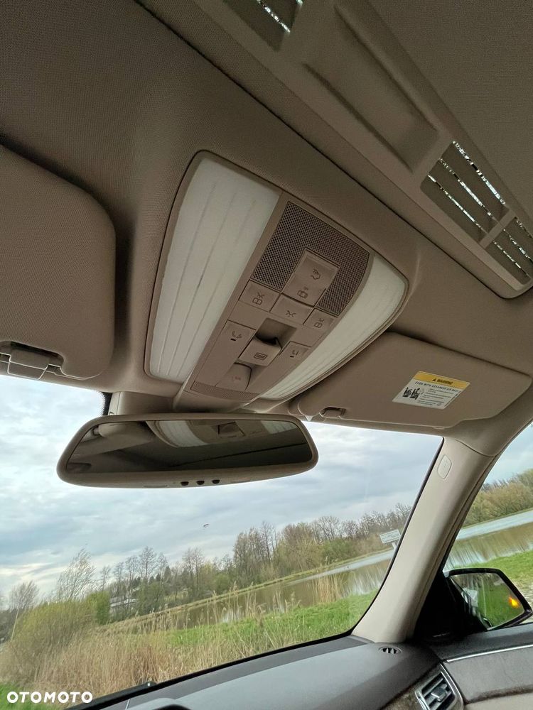 Mercedes-Benz Klasa E 350 4Matic 7G-TRONIC - 20