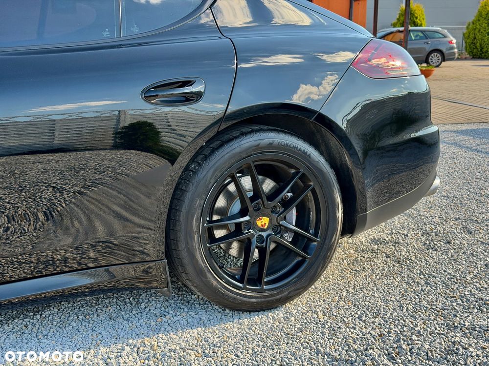 Porsche Panamera 4 PDK Edition - 27