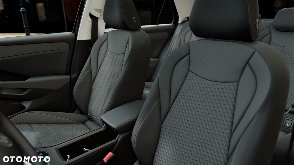 Volkswagen T-Roc - 13