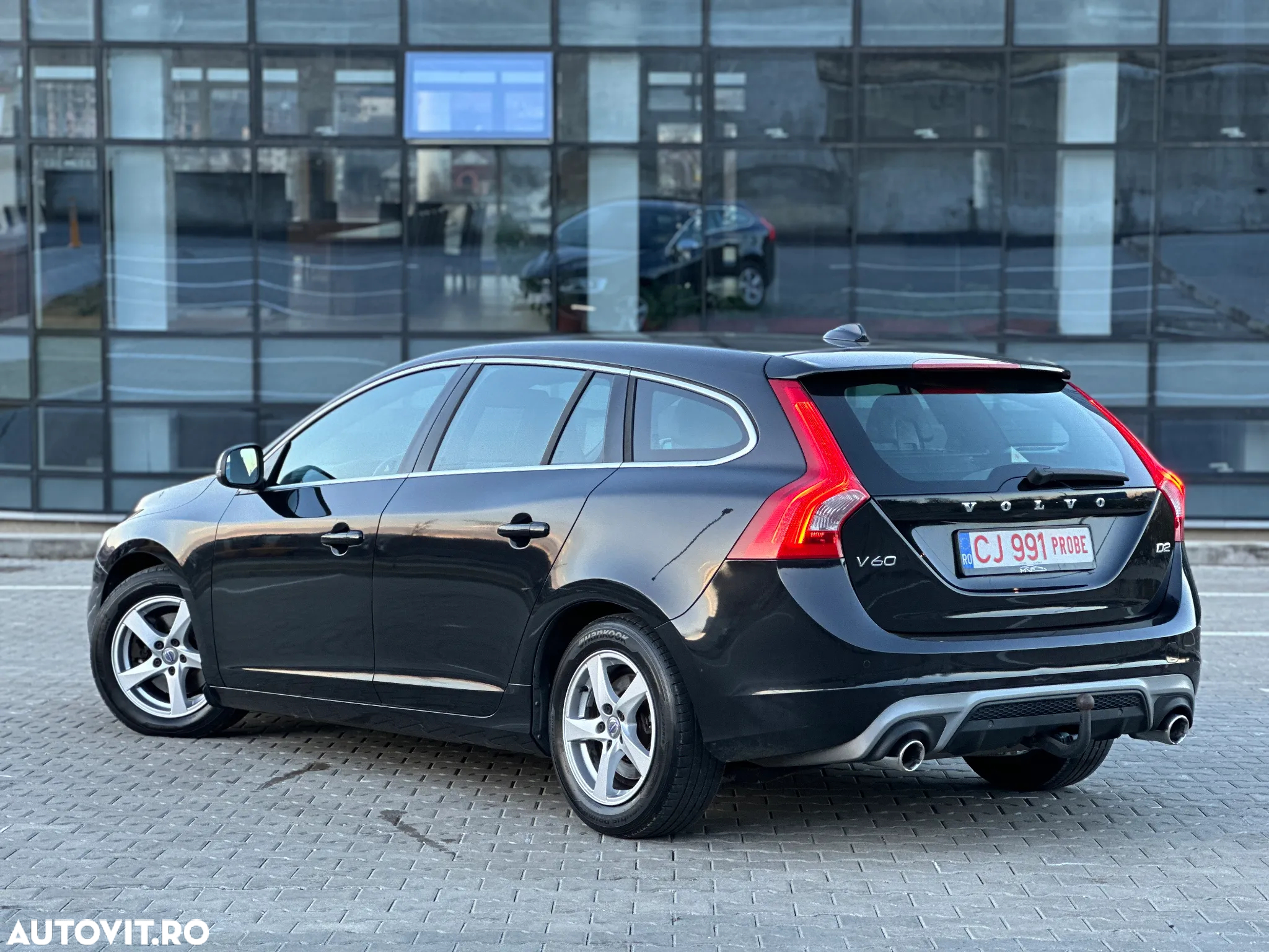Volvo V60 D2 Geartronic Powershift RDesign - 4