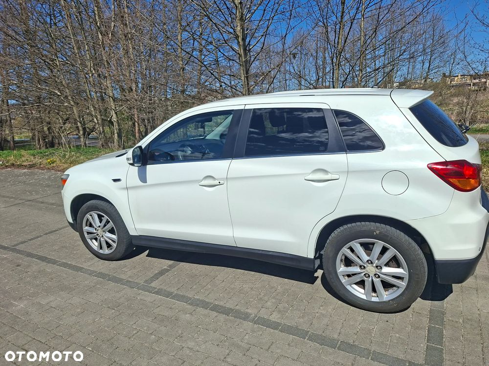 Mitsubishi ASX 1.6 Inform - 8