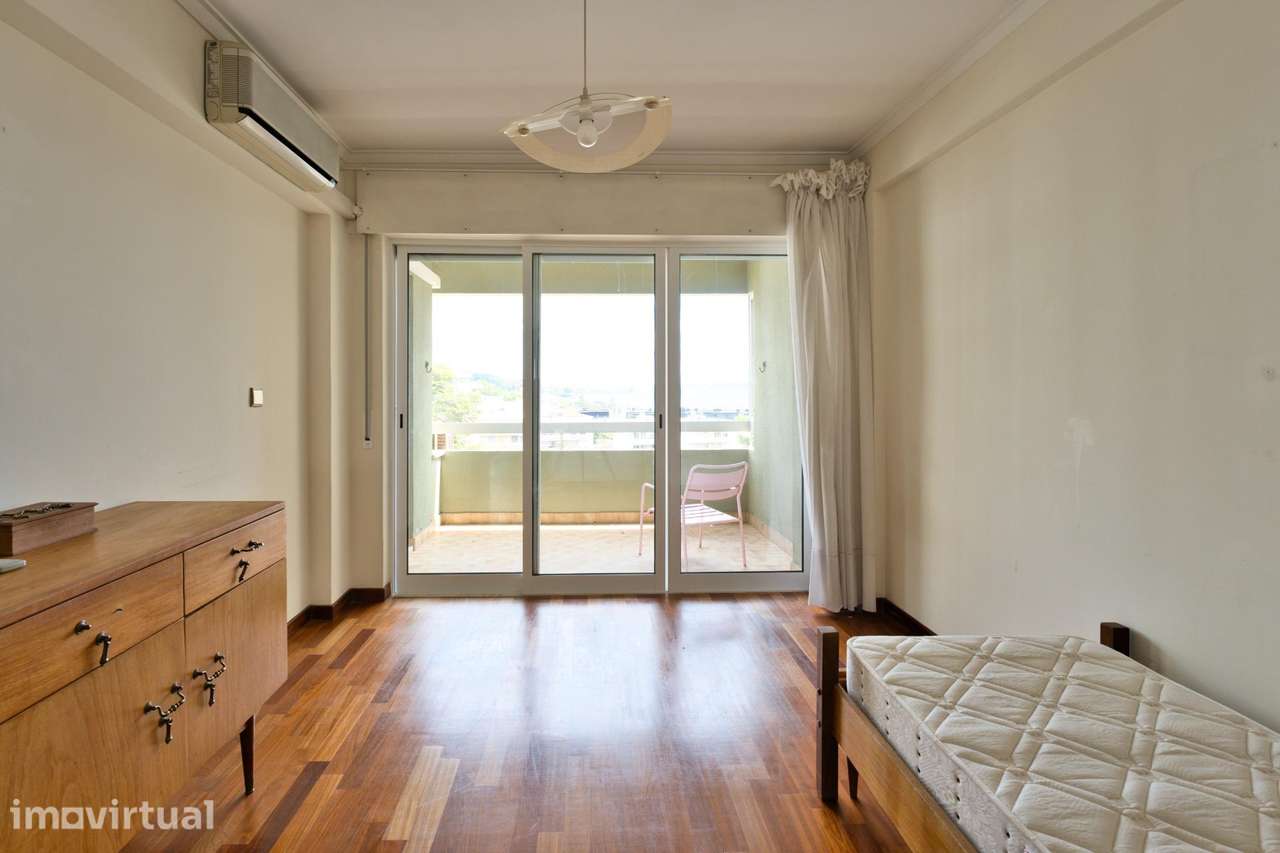 Apartamento T2 com vista rio em Paço de Arcos, Oeiras - Grande imagem: 3/27
