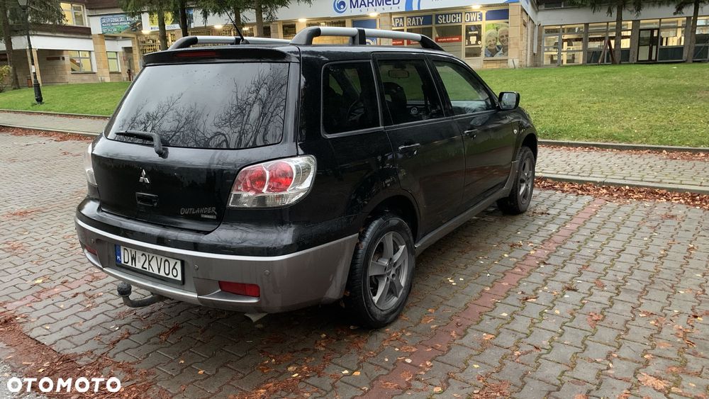 Mitsubishi Outlander - 5