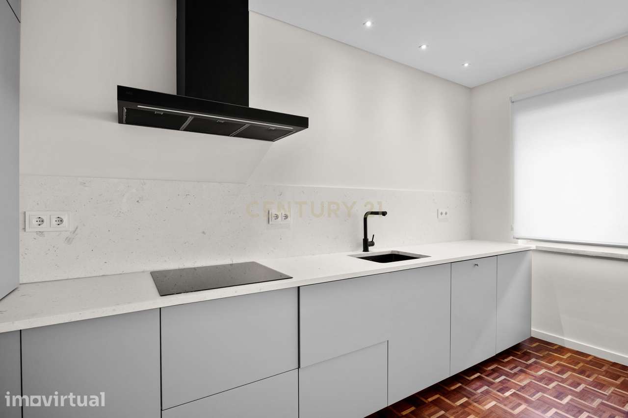 Apartamento T3 totalmente remodelado em Almada - Grande imagem: 3/40