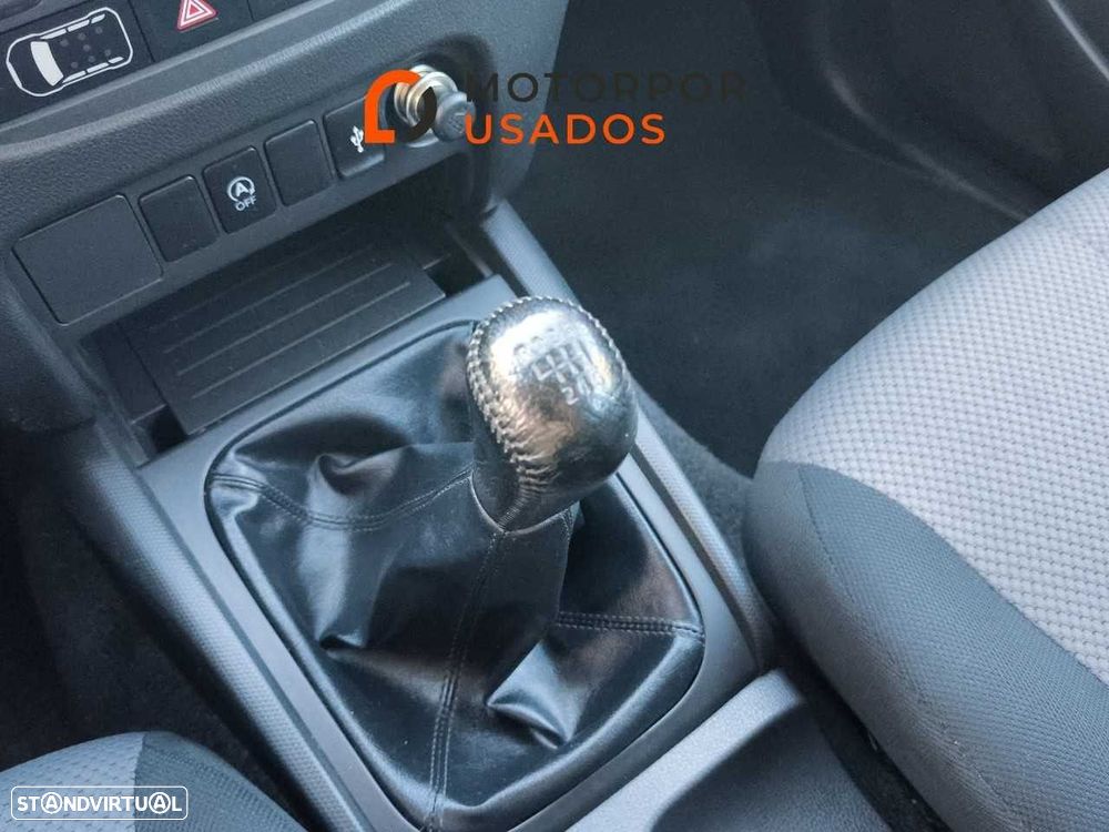 Mitsubishi L200 2.3 DI-D CD Invite 2WD - 25