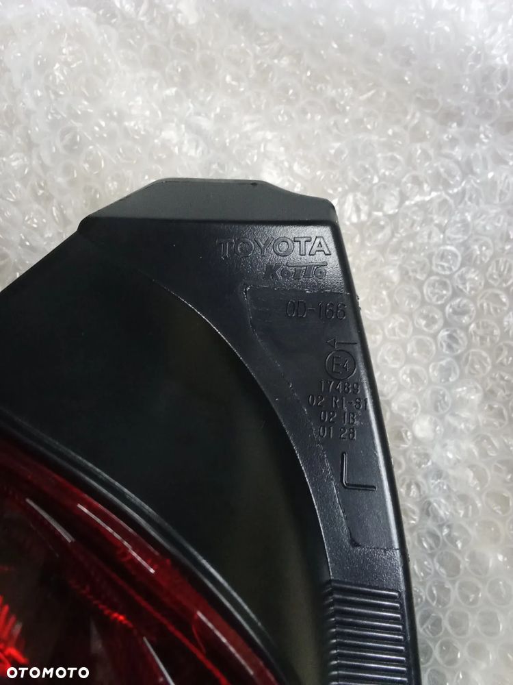 Toyota Yaris 2015 r  lampa tył lewa koito OD-166 - 2