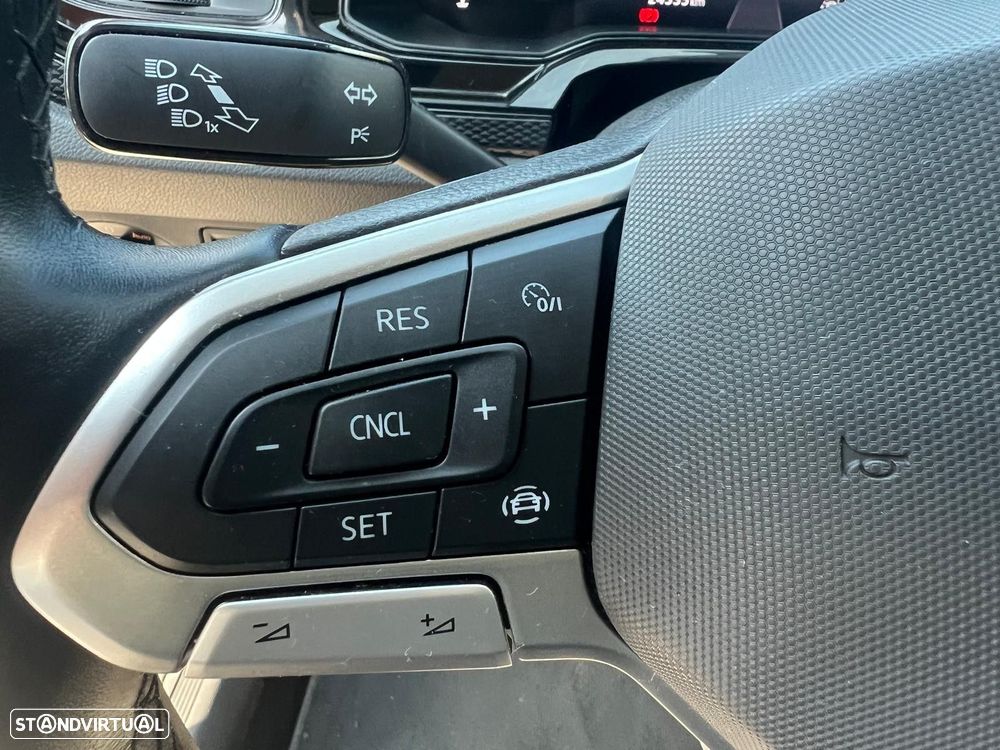 VW Taigo 1.0 TSI Urban - 14