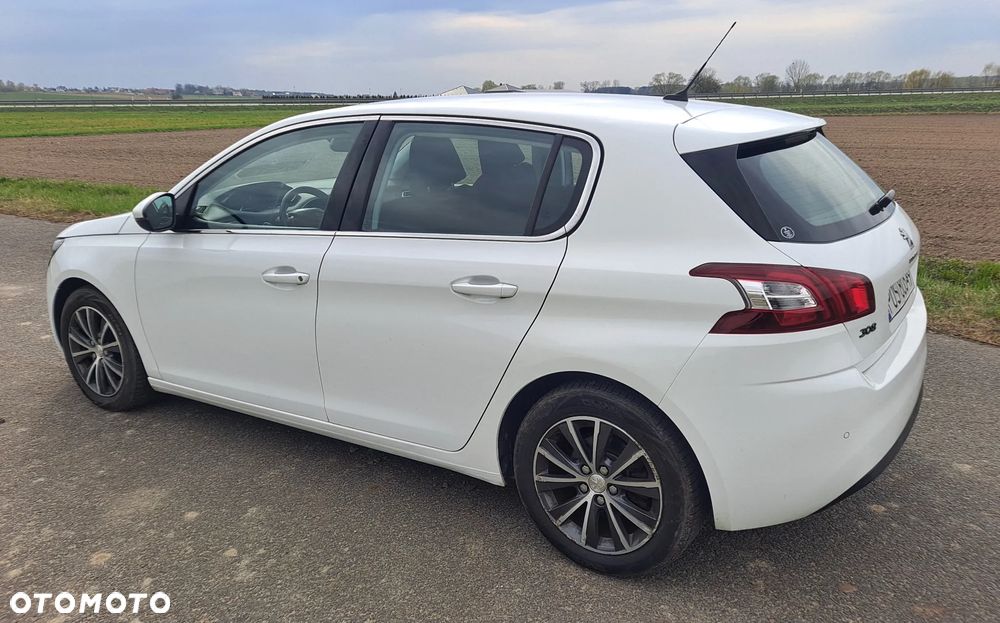 Peugeot 308 PureTech 130 EAT6 Stop & Start Allure - 4