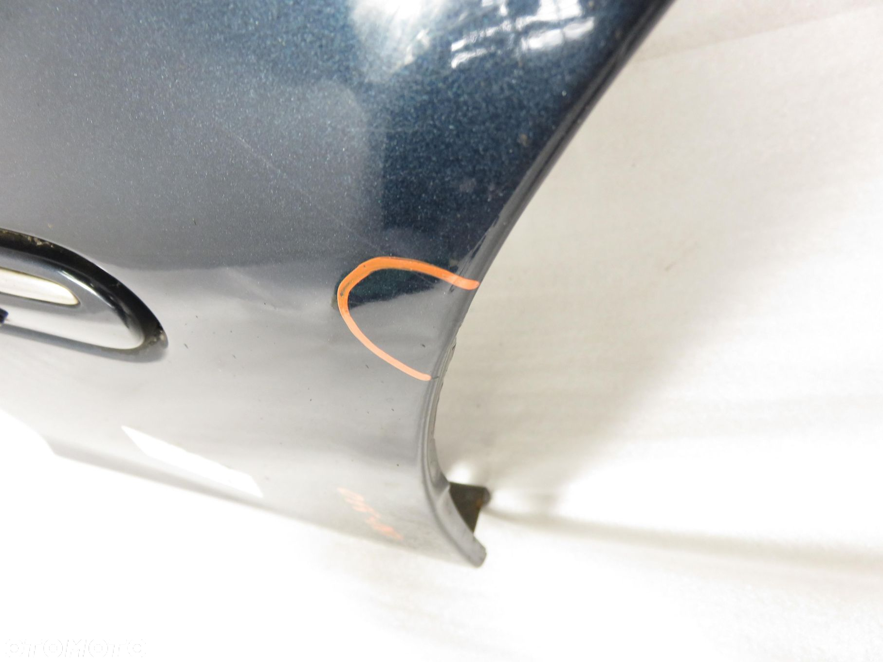 BŁOTNIK PRAWY PRZEDNI MERCEDES W203 189 - 9
